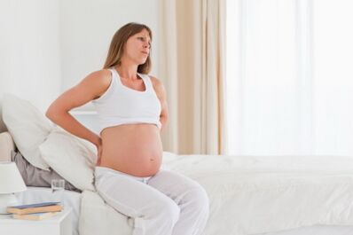 Dolor de espalda en una niña embarazada