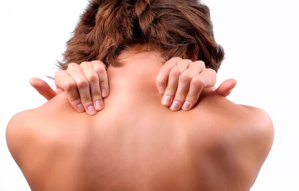 Dolor en la columna cervical con osteocondrosis