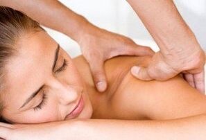 Masaje con osteocondrosis cervical